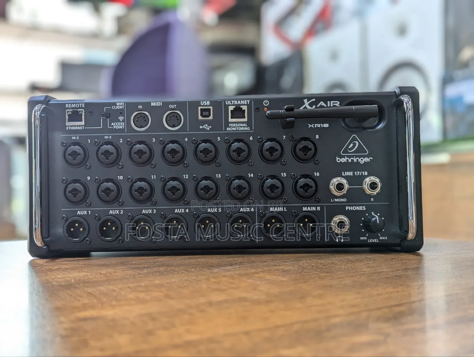 Behringer X Air Xr18 Rack Digital Mixer