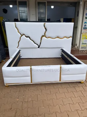 Newly Upholstery 5x6 Fabric Bed on Order