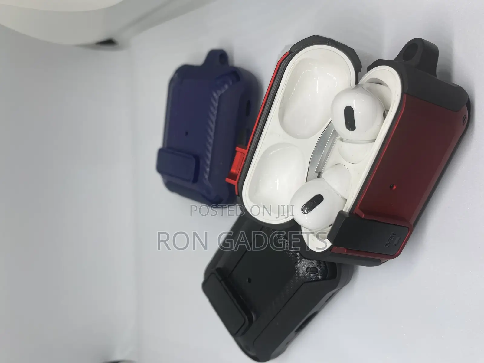 Egg Shell Airpods Case