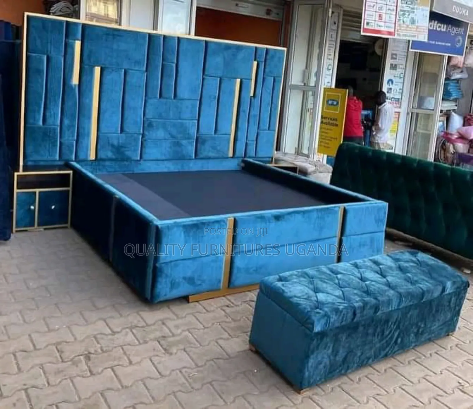 5x6 Upholstery Fabric Bed on Order