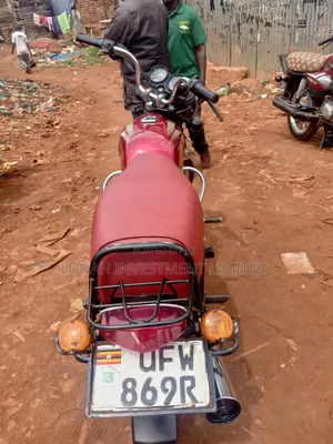 Bajaj Boxer 100 2023 Red