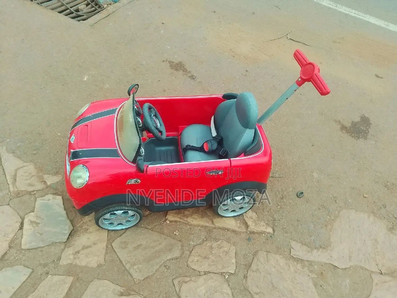 FIAT Red Push Toy Car