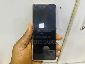 Samsung Galaxy Z Fold4 256 GB Silver