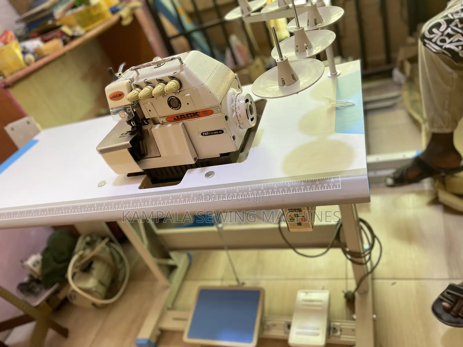 Direct Driven Computerized Overlock Sewing Machines