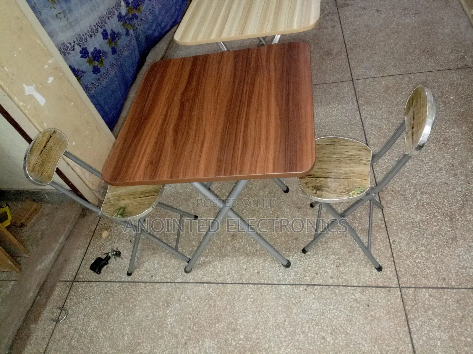 Foldable Reading Table With Two Chairs