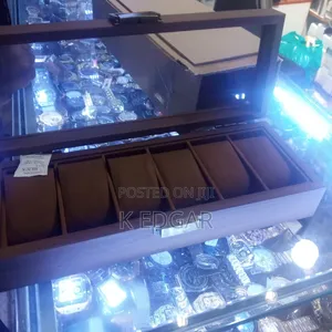 Brandnew Watch Storage Box