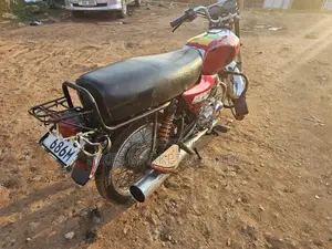 Boss Hoss BH3 2023 Red