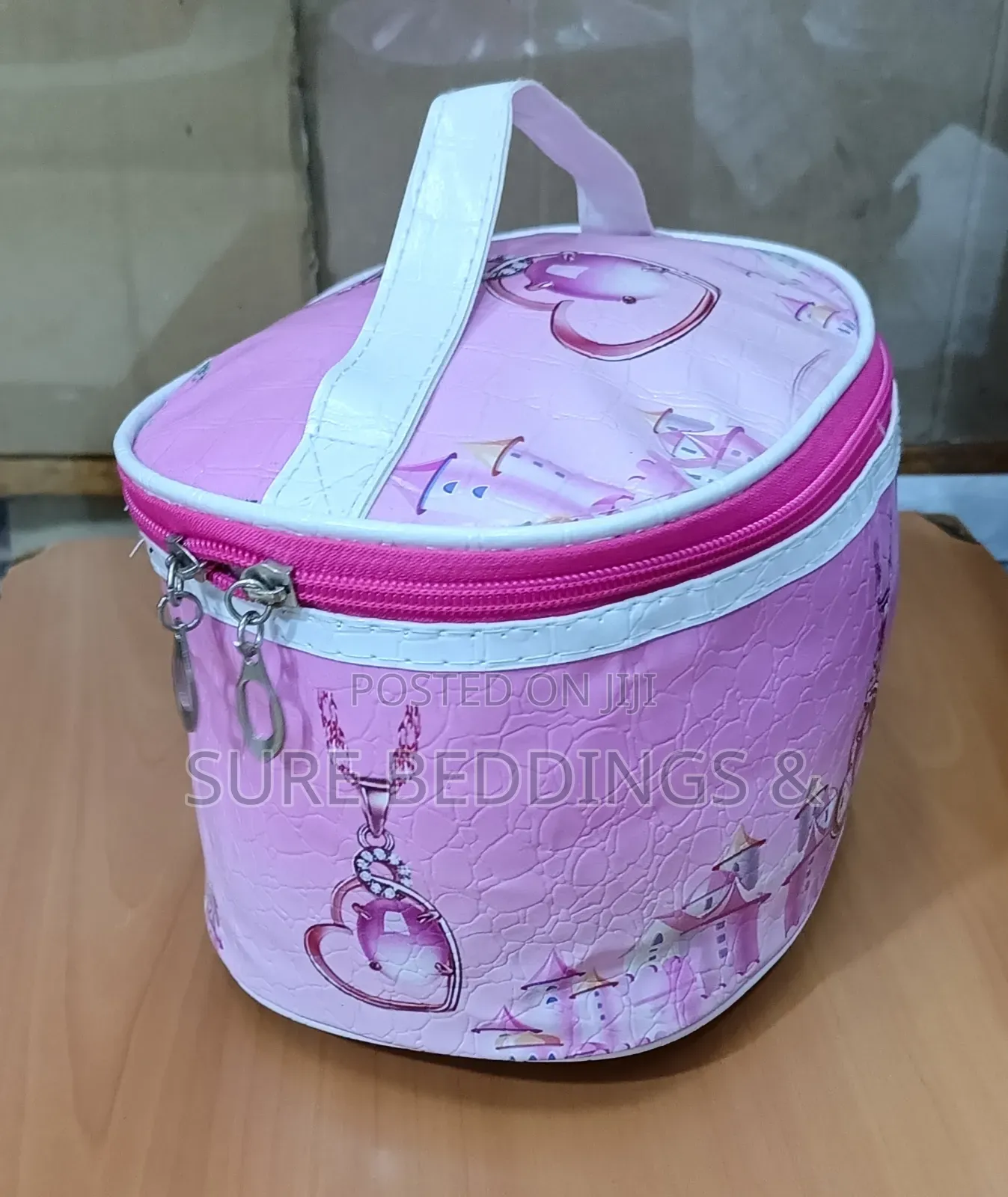 Modern Toilet Bag