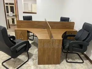 Four Seater Workstation