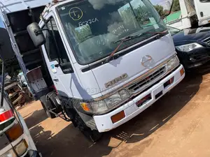 Hino Dumper 1990