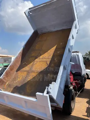Hino Dumper 1990