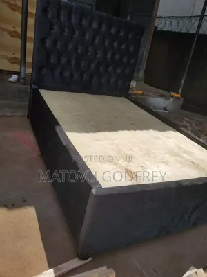Gray '4*6 Tuftedbed