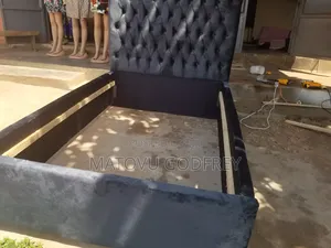 Gray '4*6 Tuftedbed