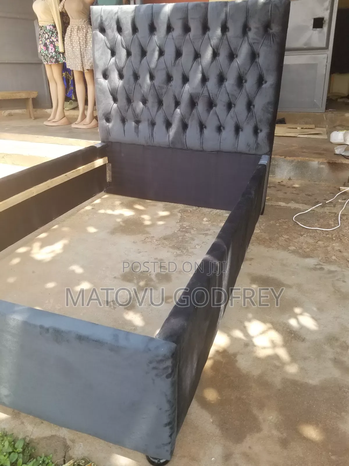 Gray '4*6 Tuftedbed