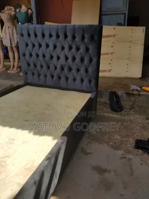 Gray '4*6 Tuftedbed