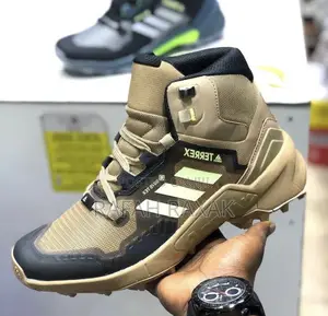 Original Men’S Adidas Terrex Goretex High Top Hiking Boots