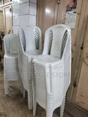 Plastic Chairs Plastic Chairs