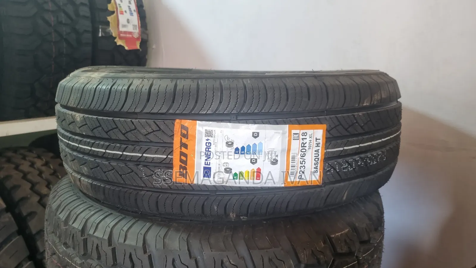 235/60r18 Boto