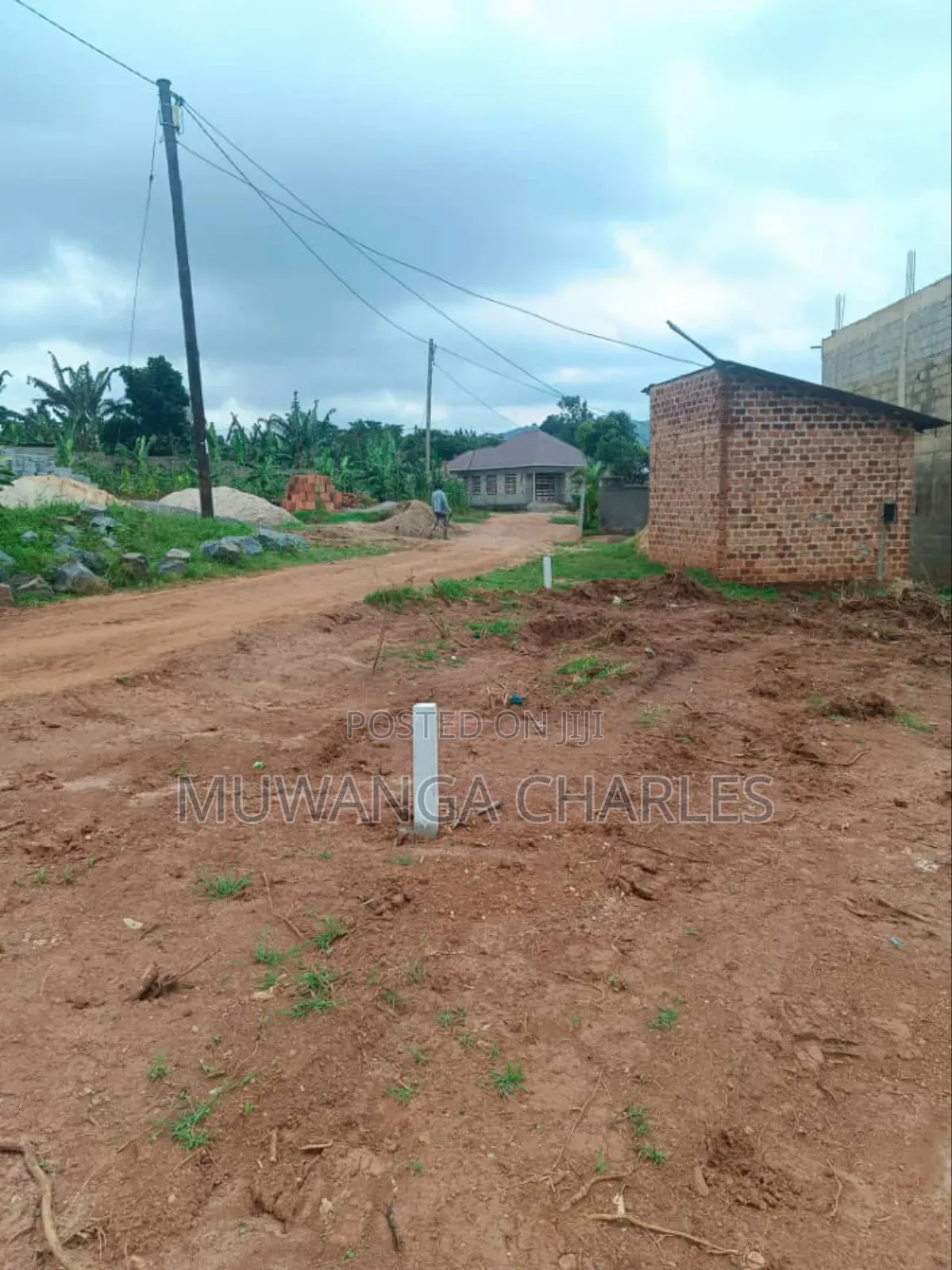 100by50ft Plot for Sale in Kira