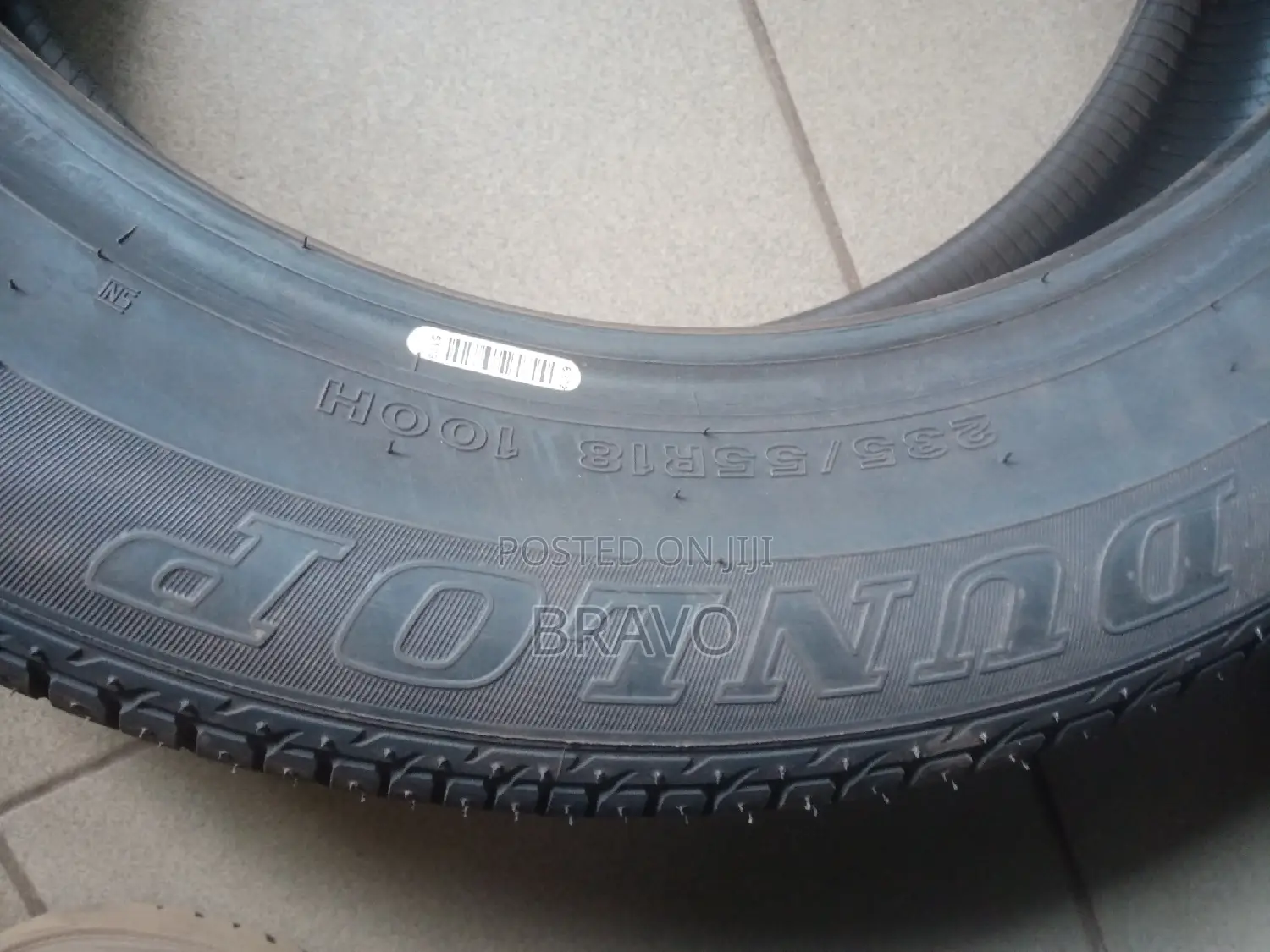 235/55r18 New Dunlop Tyres for Japan.