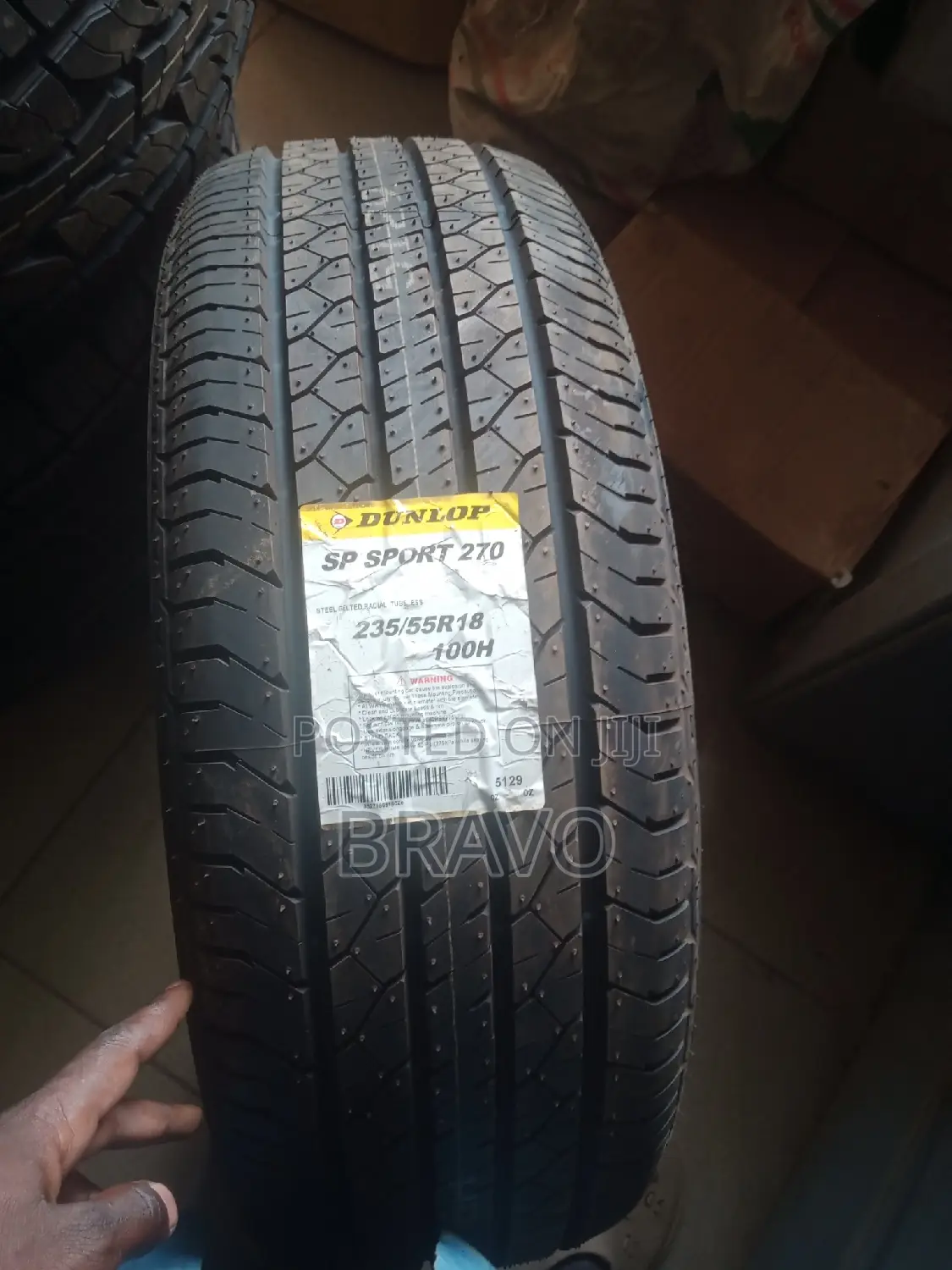 235/55r18 New Dunlop Tyres for Japan.