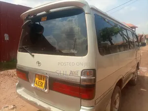 Toyota HiAce 1998 Grey