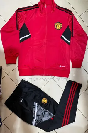 Photo - Club Tracksuits Man U Original Material All Colors and Sizes