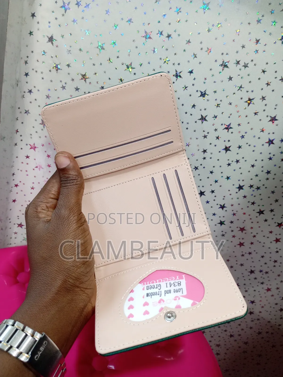Leather Wallets for Women.