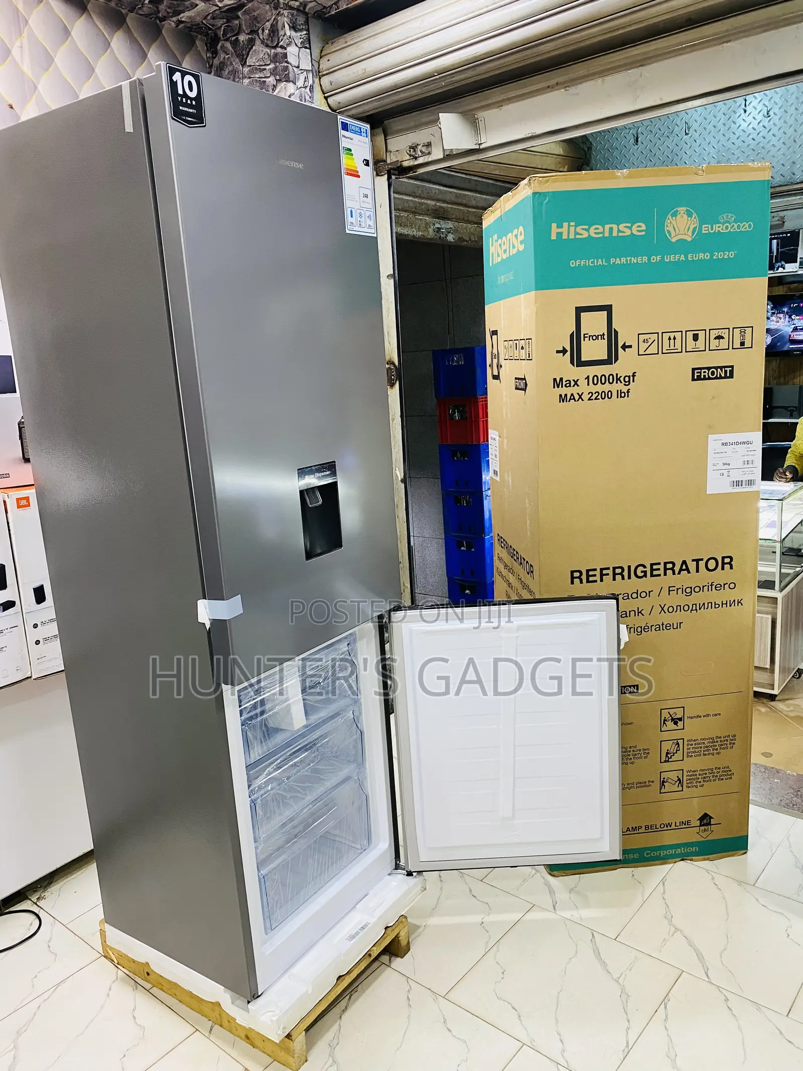 341 Litres Hisense Double Door Wiz Water Dispenser Brand New