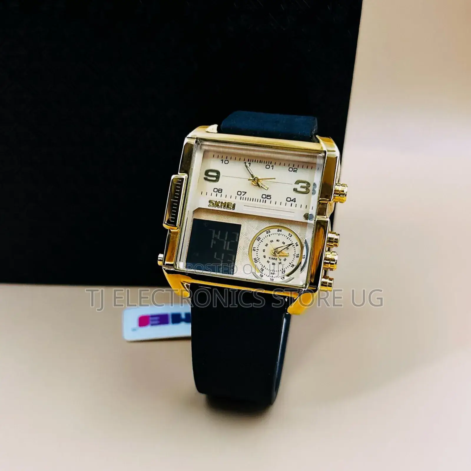 Skmei Watch With Black Straps