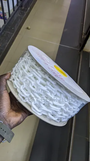 Plastic Chain (25m Roll)