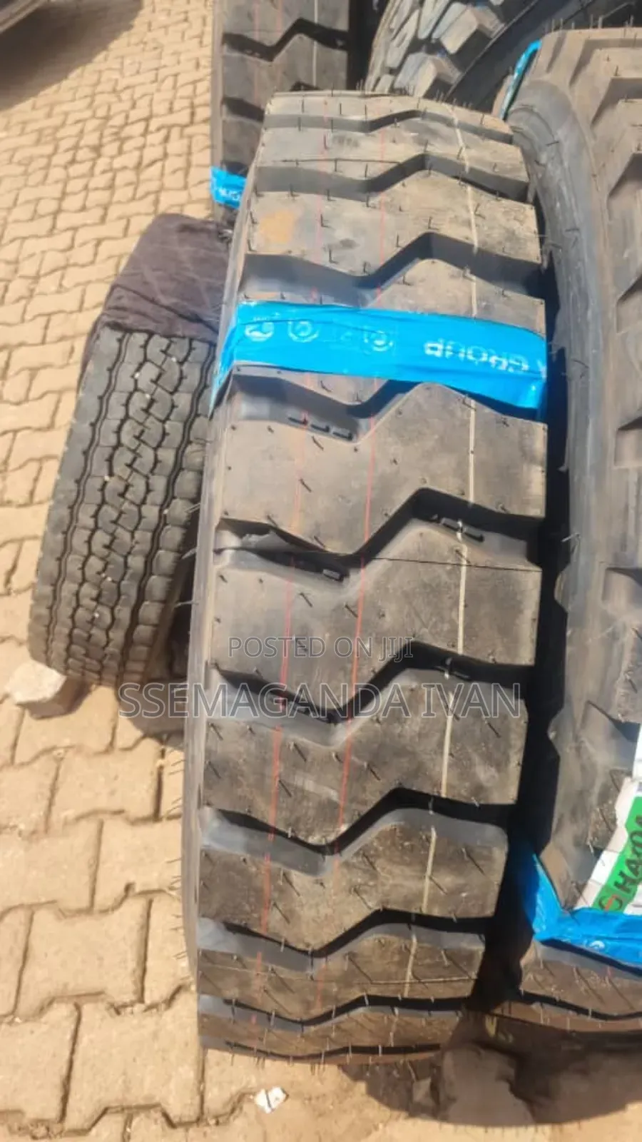 1000r20 Mudgrip