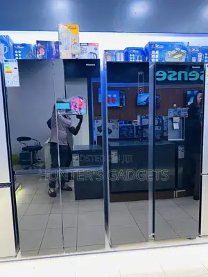 Hisense 561 Litres Mult Door Fridge With Black Mirror F