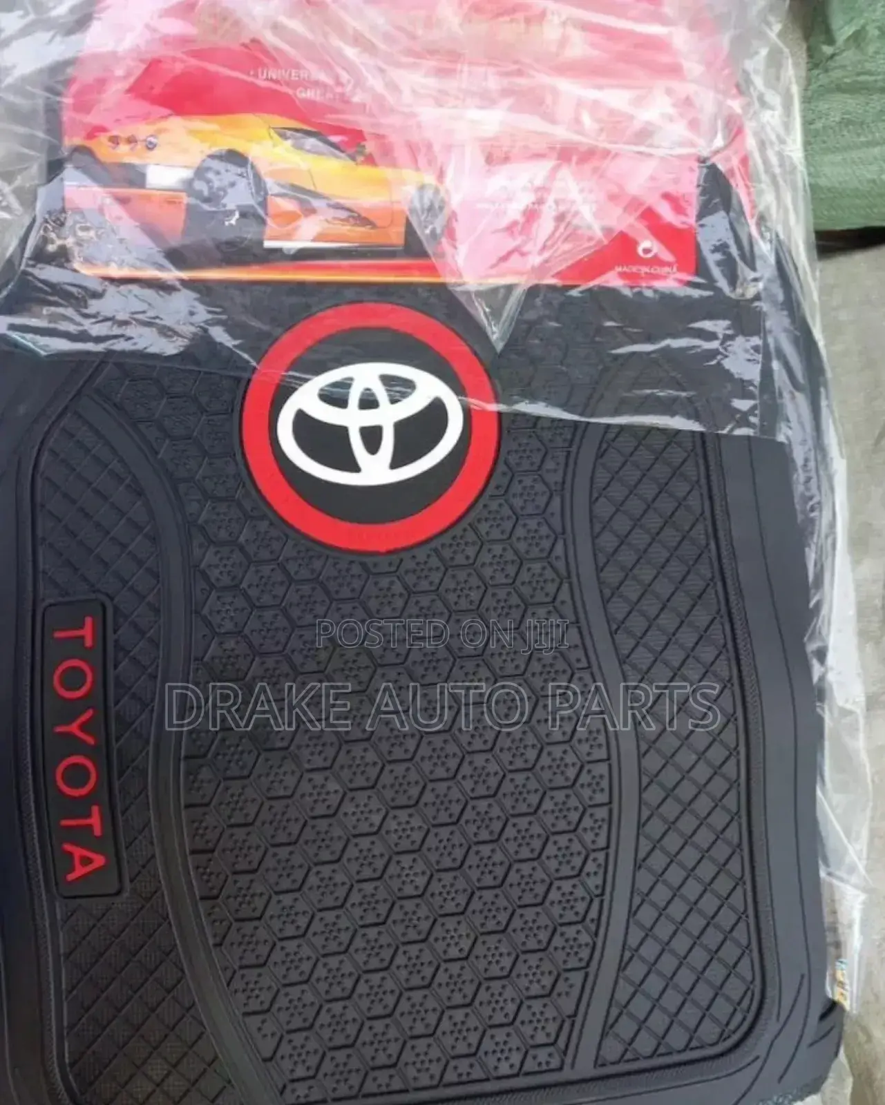 Universal Rubber Floor Mats for All Toyota Cars Available