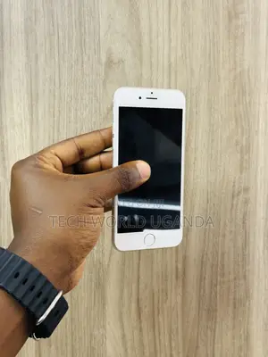 Apple iPhone 6 16 GB White