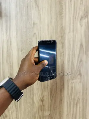 Apple iPhone 7 Plus 32 GB Black