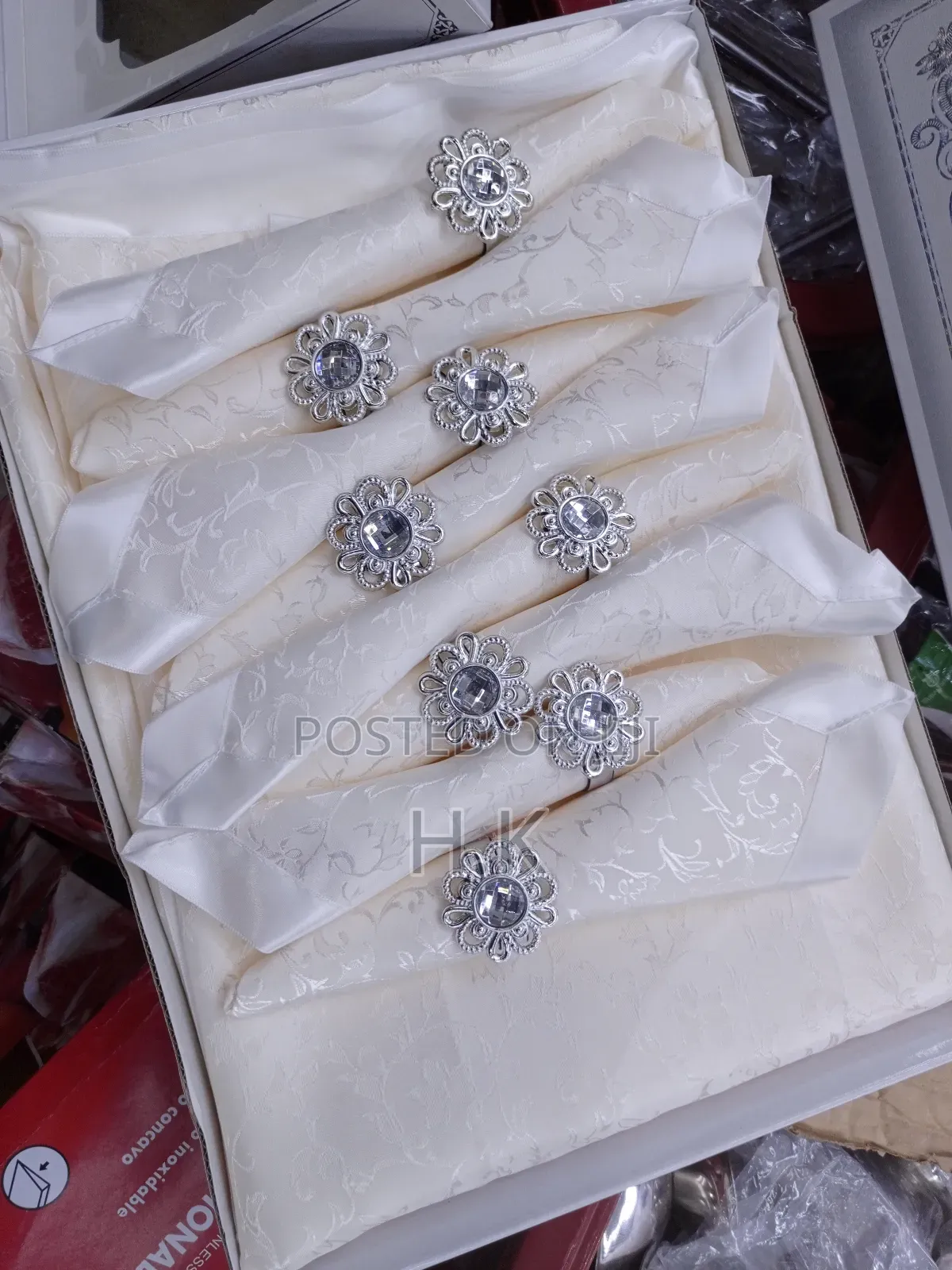 Table Cloth With 8pcs Napkins