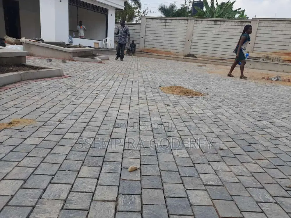 Trustworthy Paver Installer and Land Scape Planner