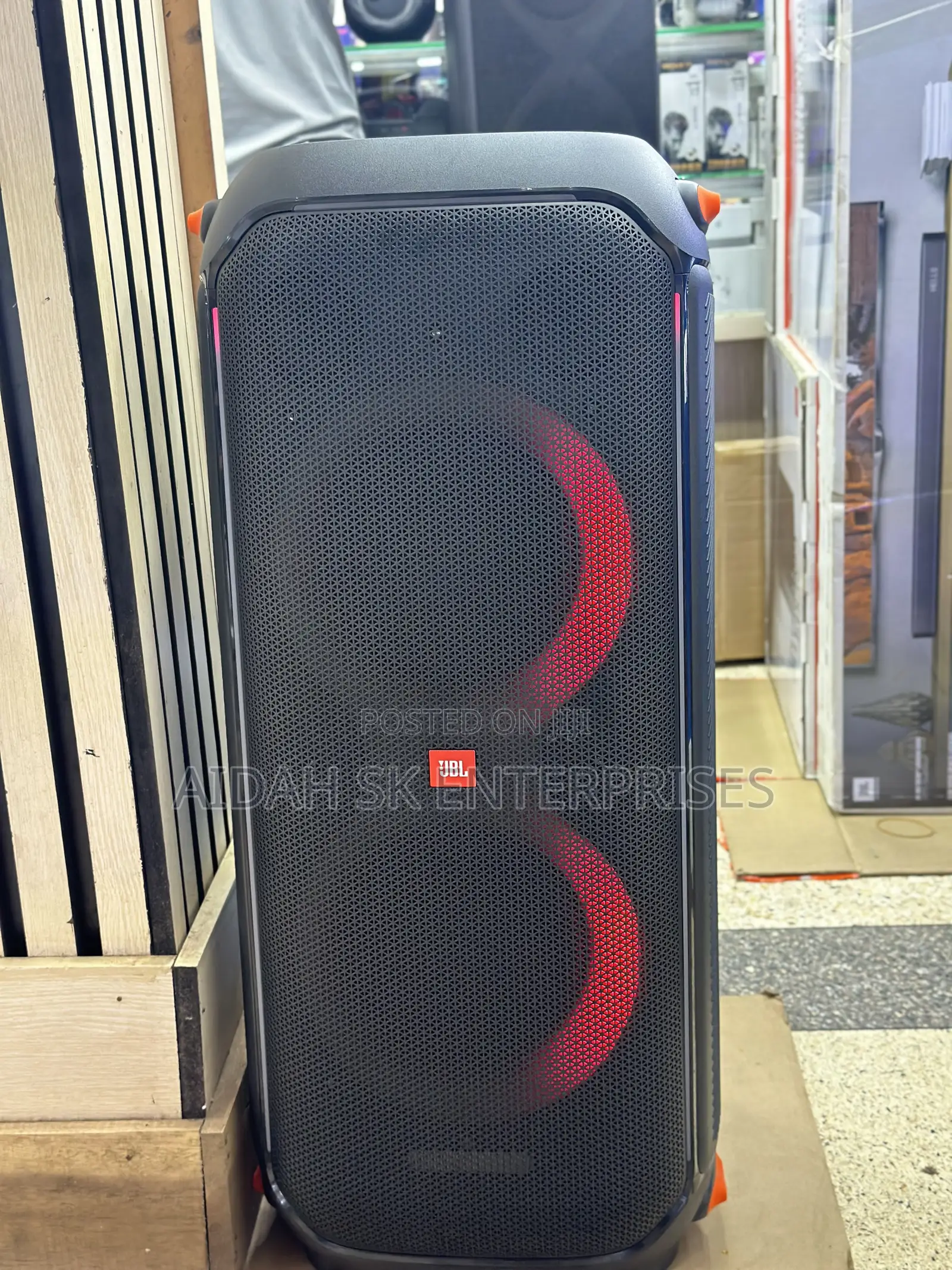 JBL Partybox 310 - Portable Party Speaker