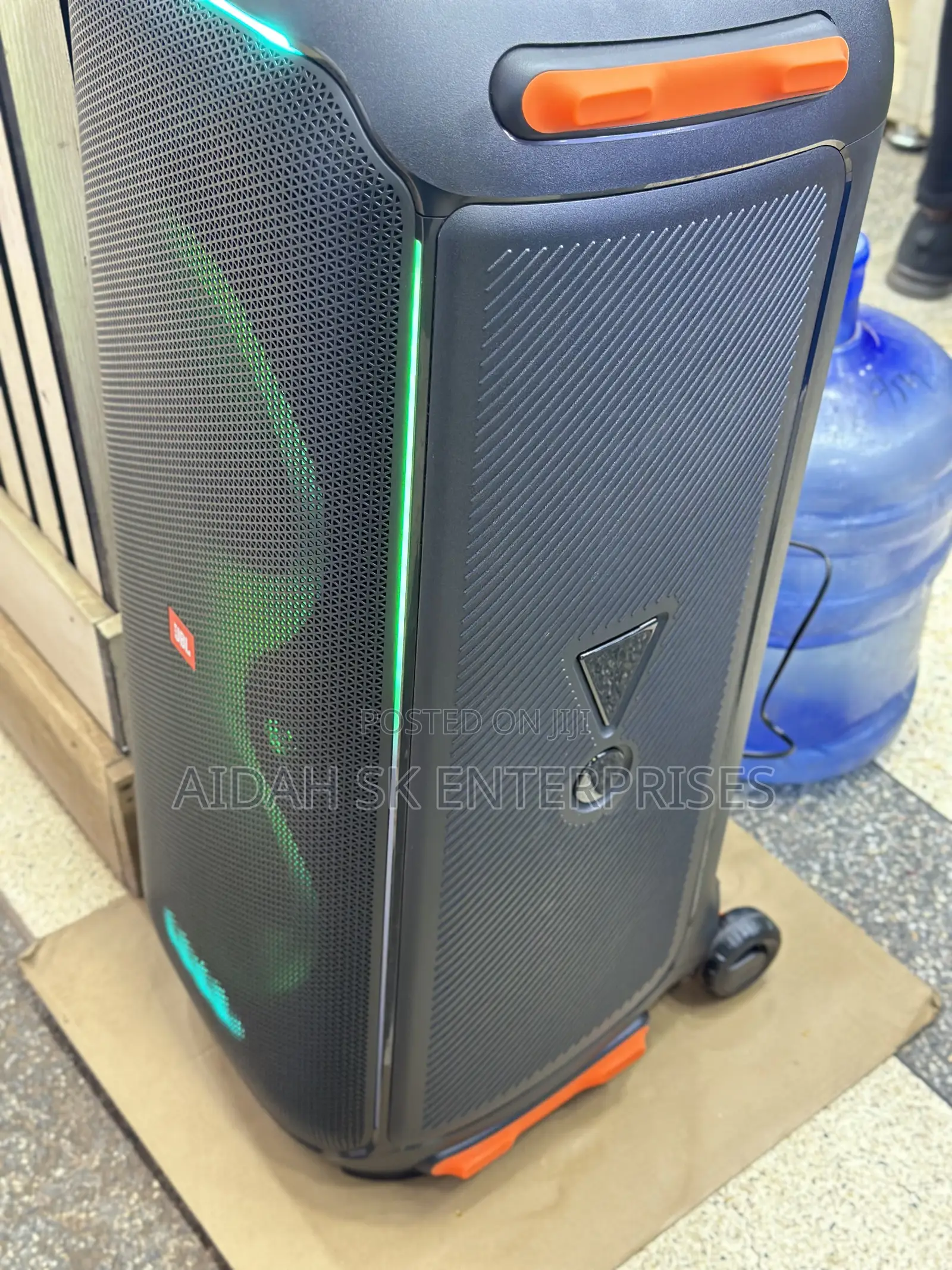 JBL Partybox 310 - Portable Party Speaker