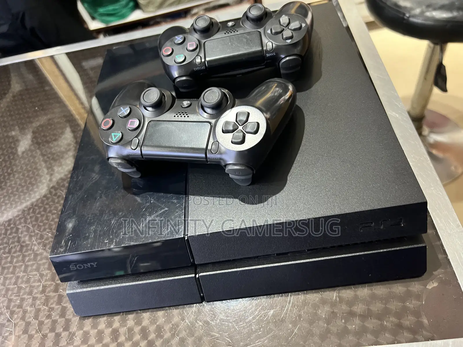 Chipped Ps4 Standard