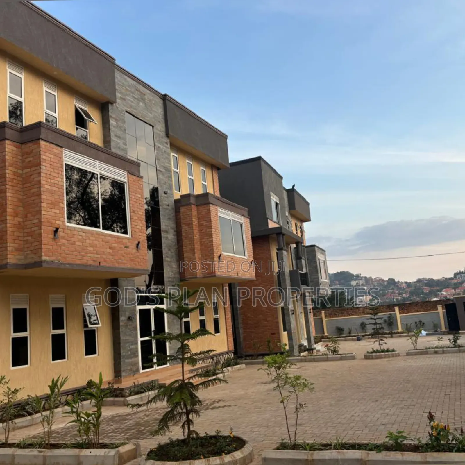 6bdrm Block of Flats in Bunga Heights, Central Division for sale