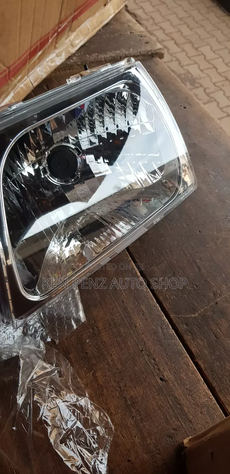 Headlamps for Hillux 167 1999