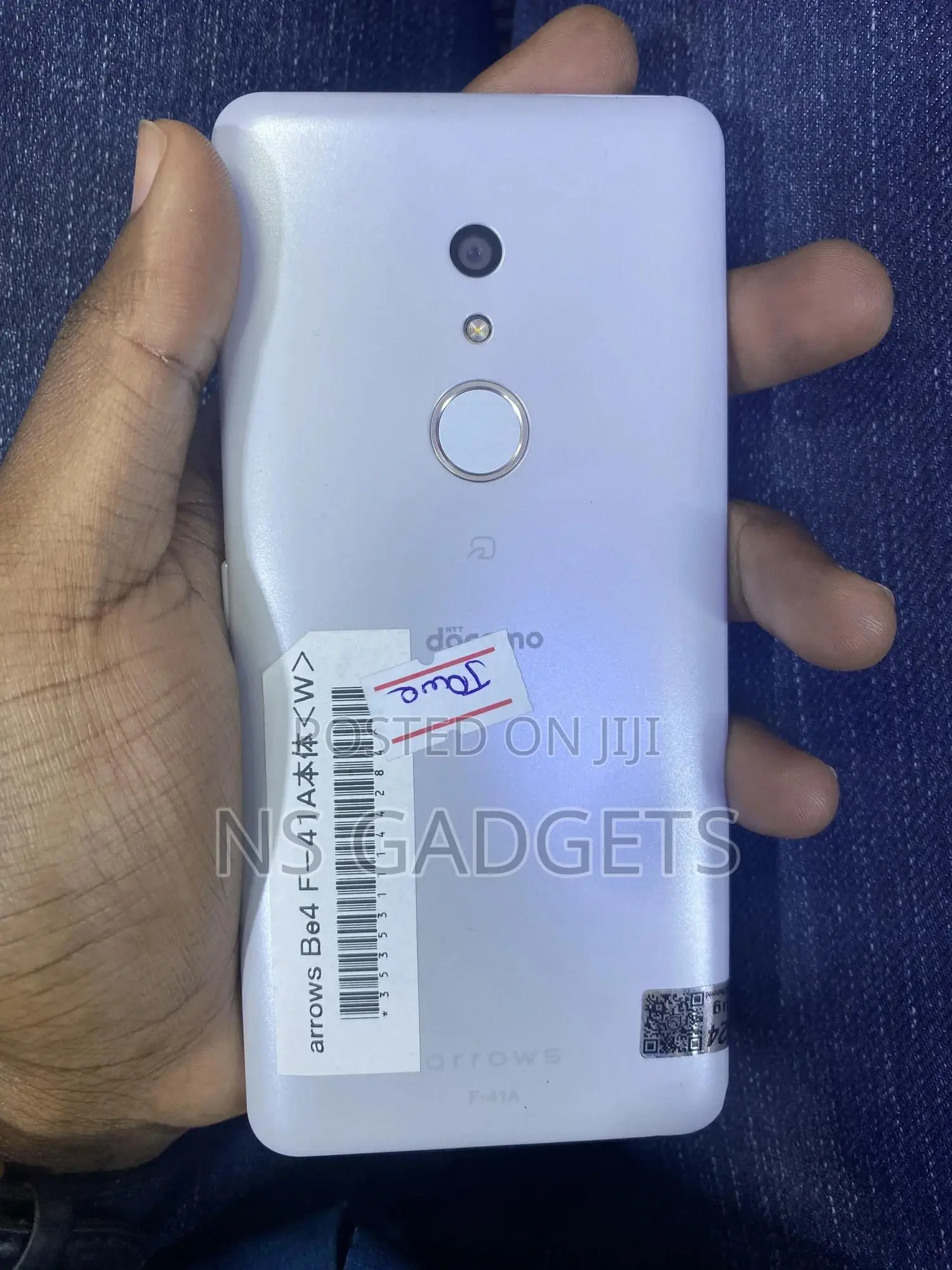 Fujitsu Arrows BE F-04K 32 GB White
