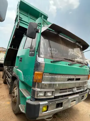 Isuzu Dumper 10PD1