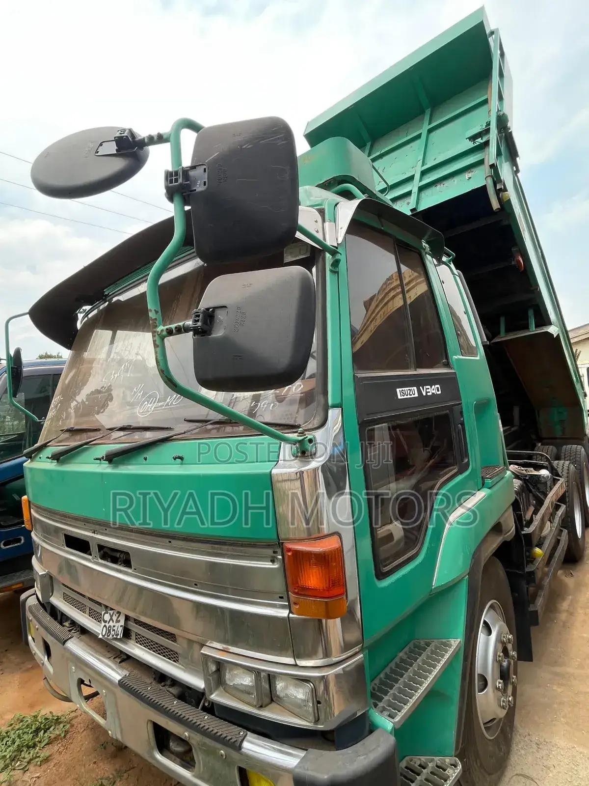 Isuzu Dumper 10PD1