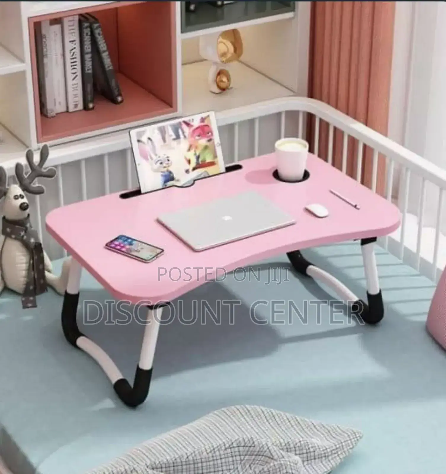 Bed Desktop