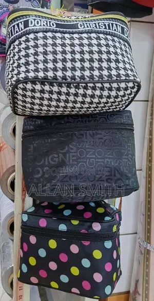 Toilet Bags in Different Colours