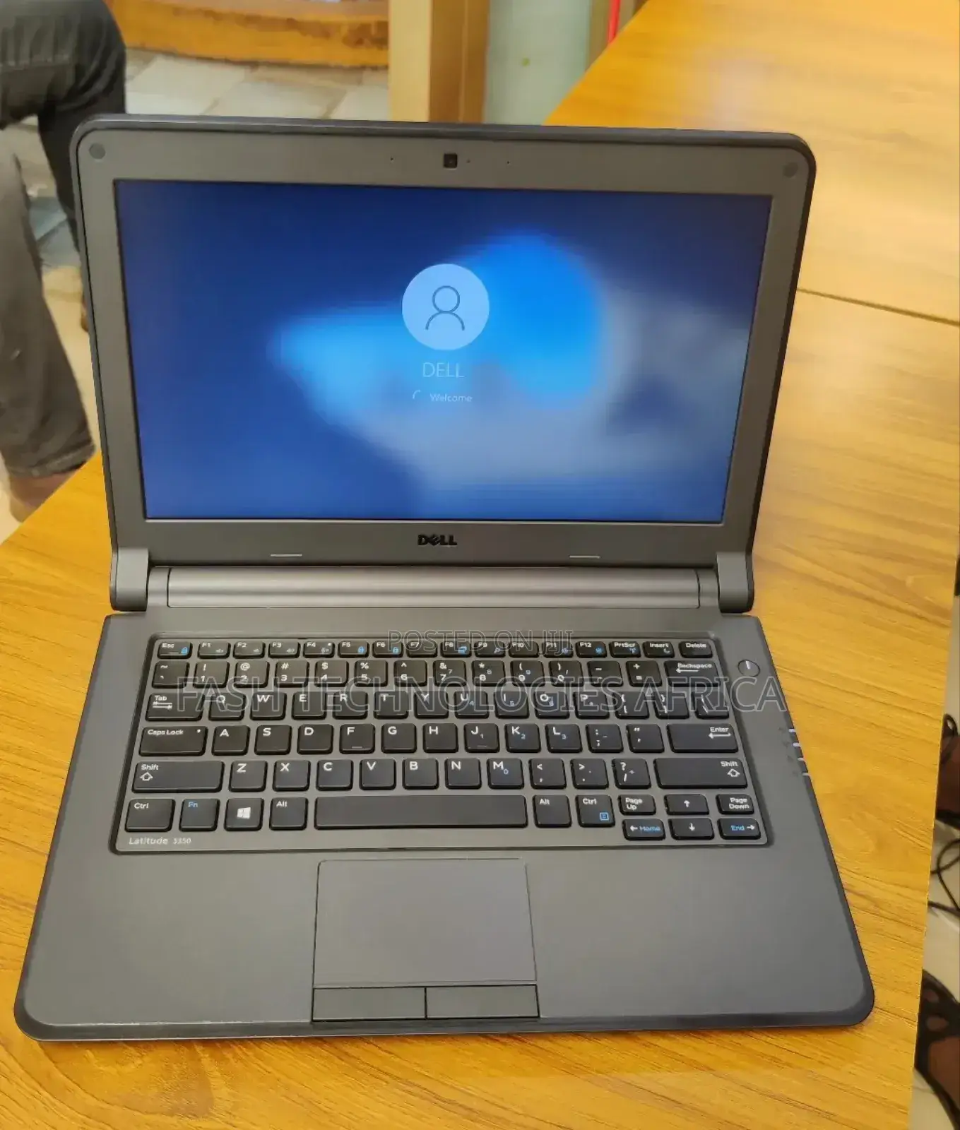 New Laptop Dell Latitude E3350 4GB Intel Core I5 HDD 500GB