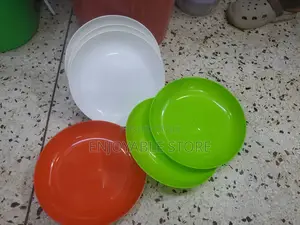 Plastic Serving Plates 12pcs